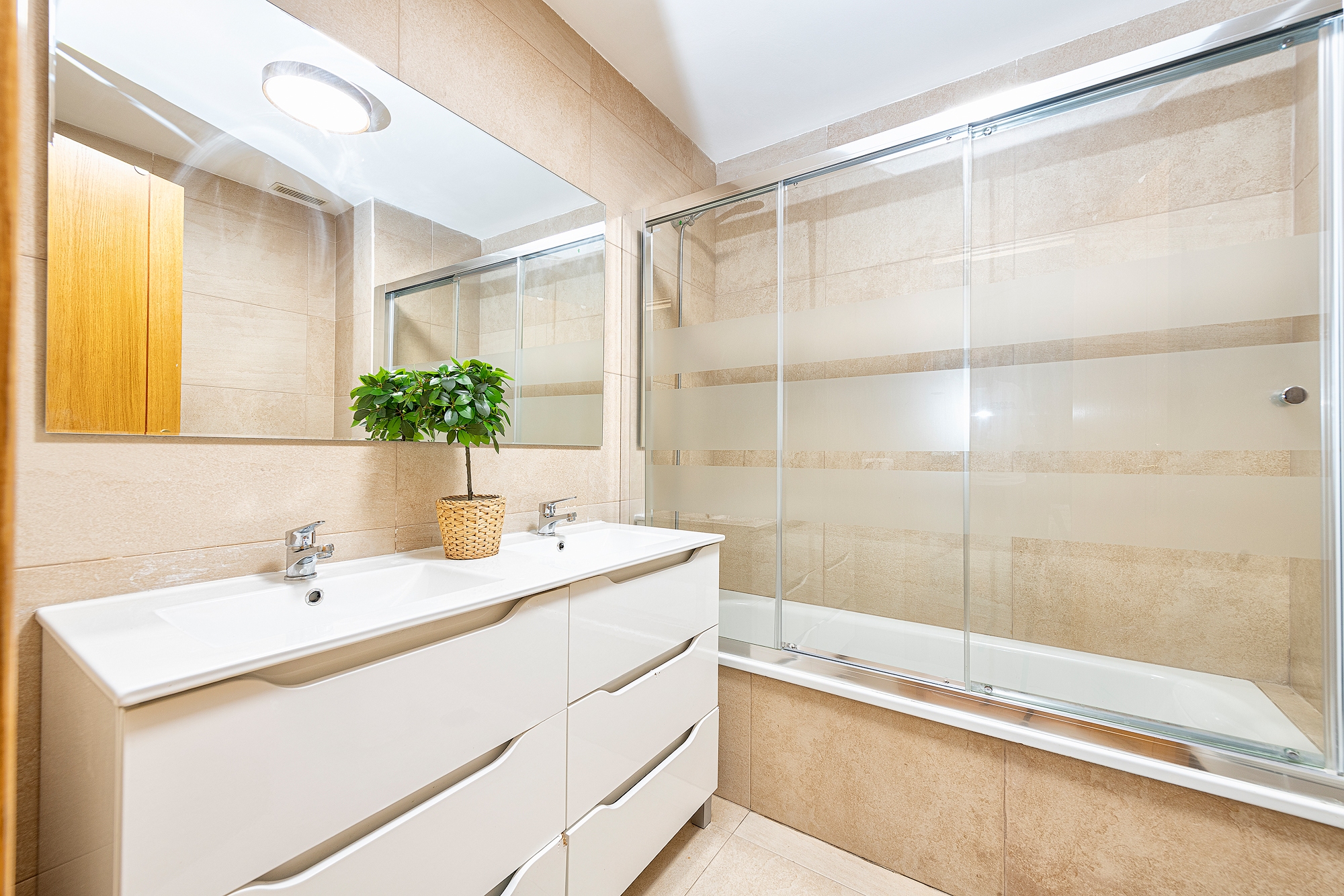 Primero de Mayo (14)